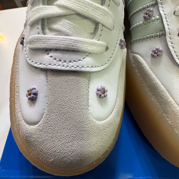 Adidas Samba NIB White w/ Mint Stripes with Gum Sole Size 7W - Picture 11 of 16